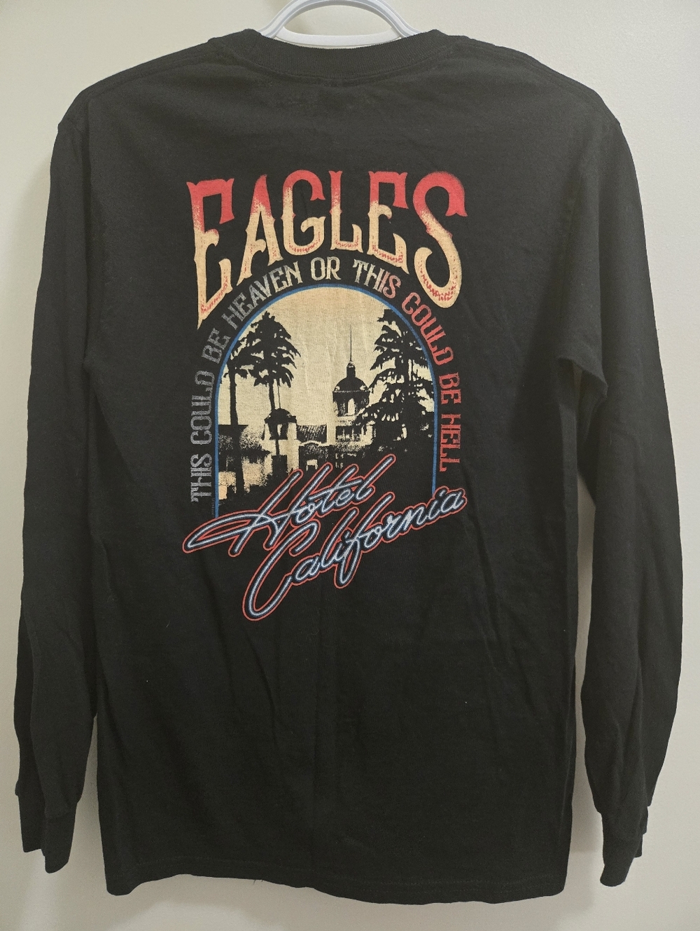 Mens The Eagles Hotel California  band  TShirt